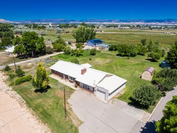 1879 E 2500 S, Naples, UT 84078