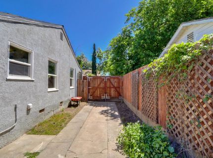 4400 E Nichols Ave, Sacramento, CA 95820 Photo