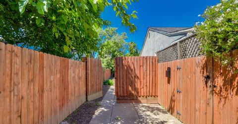 4400 E Nichols Ave, Sacramento, CA 95820 Photo