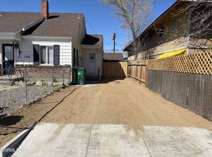 1522 F Street, Unit A and B, Sparks, NV 89431 Photo