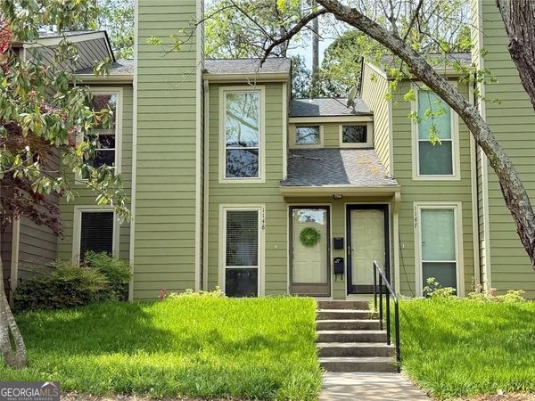1148 Riverbend Club Drive SE, Atlant, GA 30339