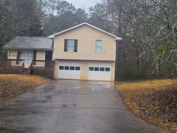 6412 River Hill Drive, Flowery Branch, GA 30542