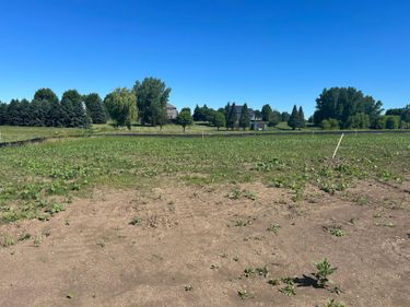 901 23rd St Circle NE, Kasson, MN 55944