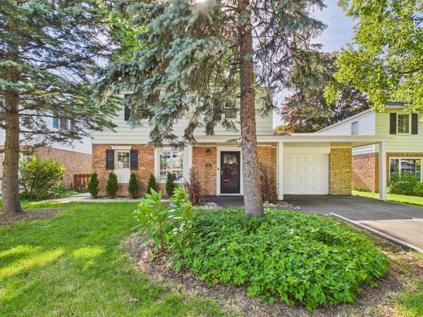 530 S Dryden Place , Arlington Heights, IL 60005