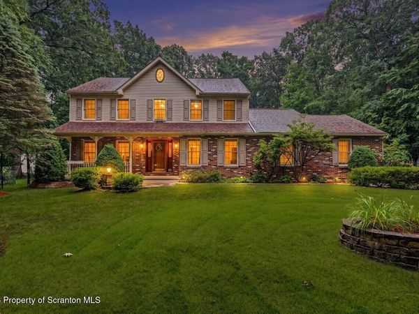 153 Sycamore Drive , East Stroudsburg, PA 18301