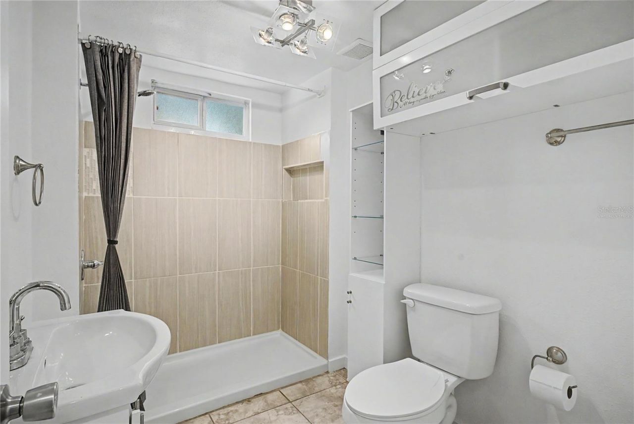 17230 Adam Court, Montverde, FL 34756 Photo