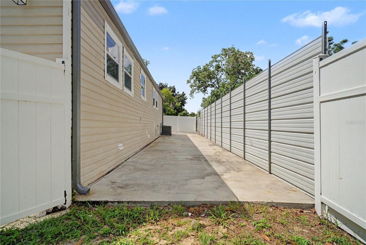 17230 Adam Court, Montverde, FL 34756 Photo