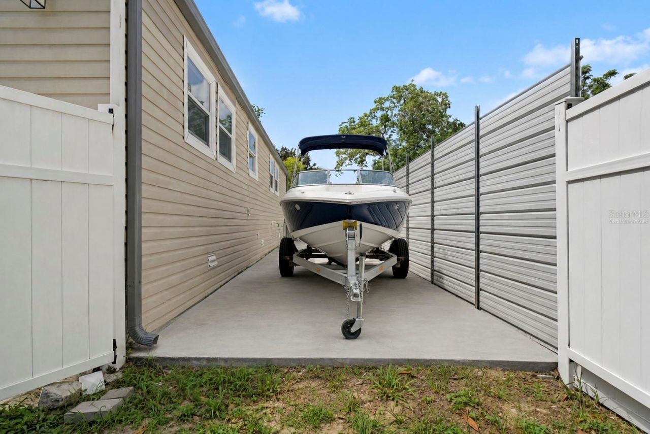 17230 Adam Court, Montverde, FL 34756 Photo