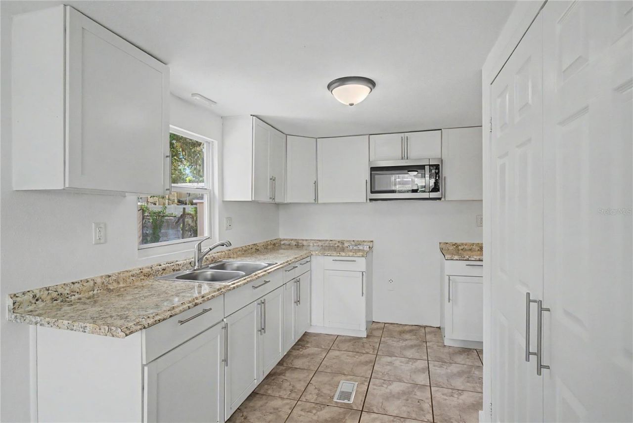 17230 Adam Court, Montverde, FL 34756 Photo