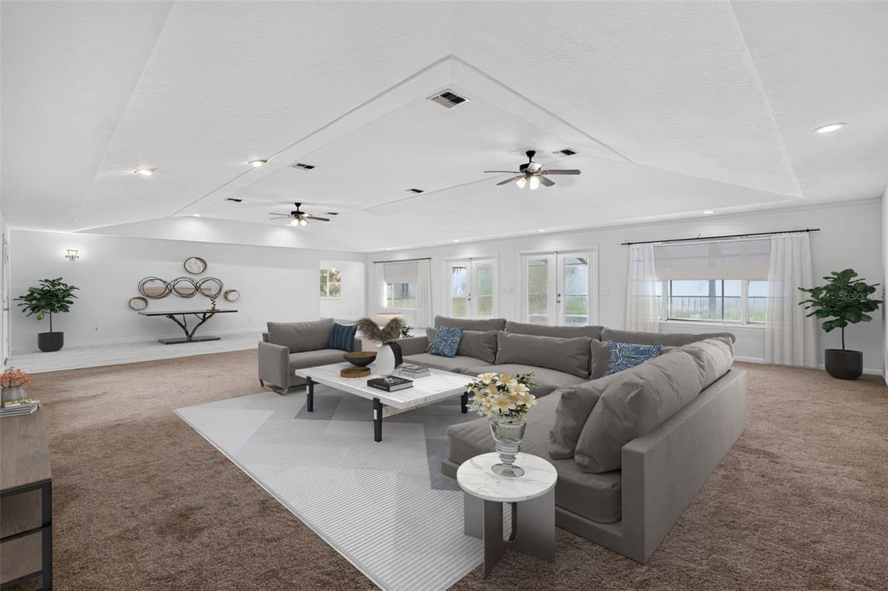 157 W Grandview Drive , East Palatka, FL 32131 Photo