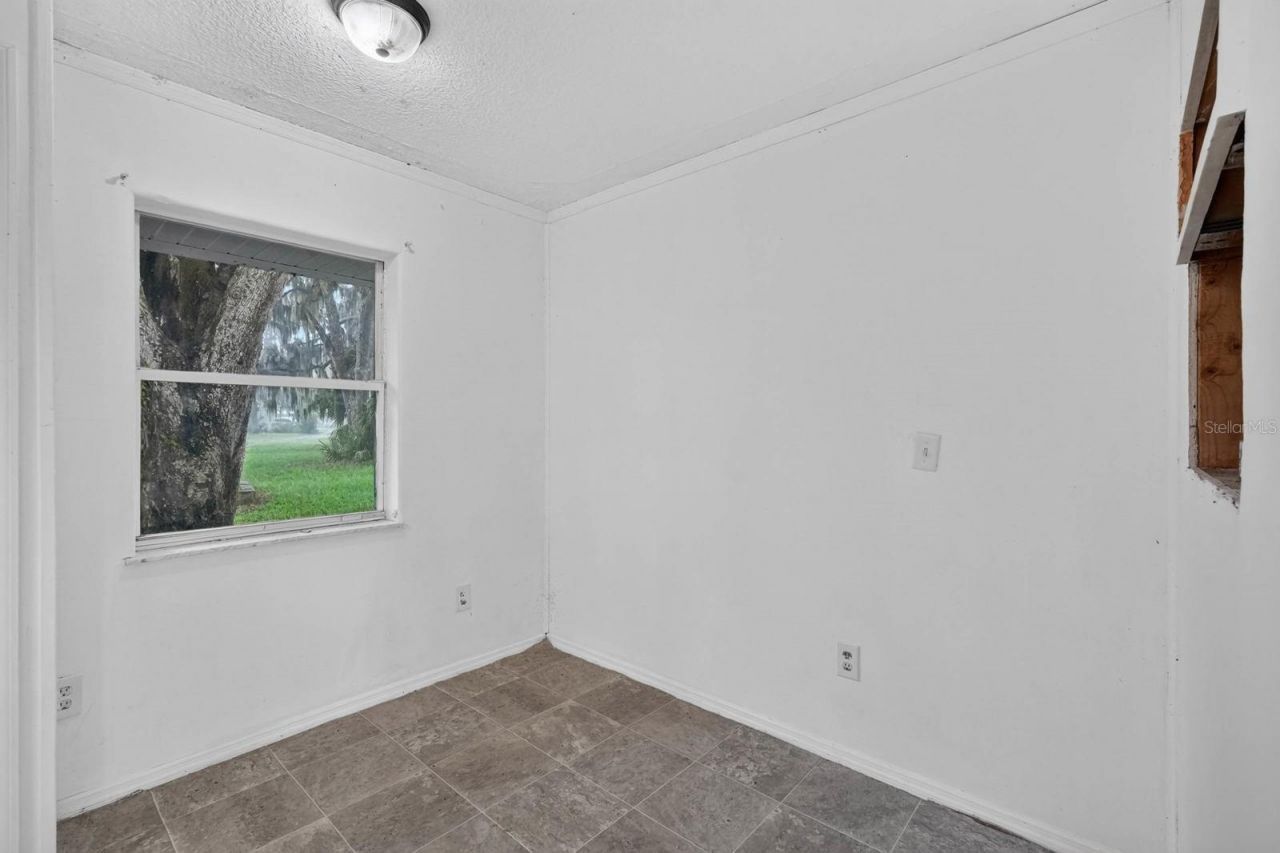 157 W Grandview Drive , East Palatka, FL 32131 Photo