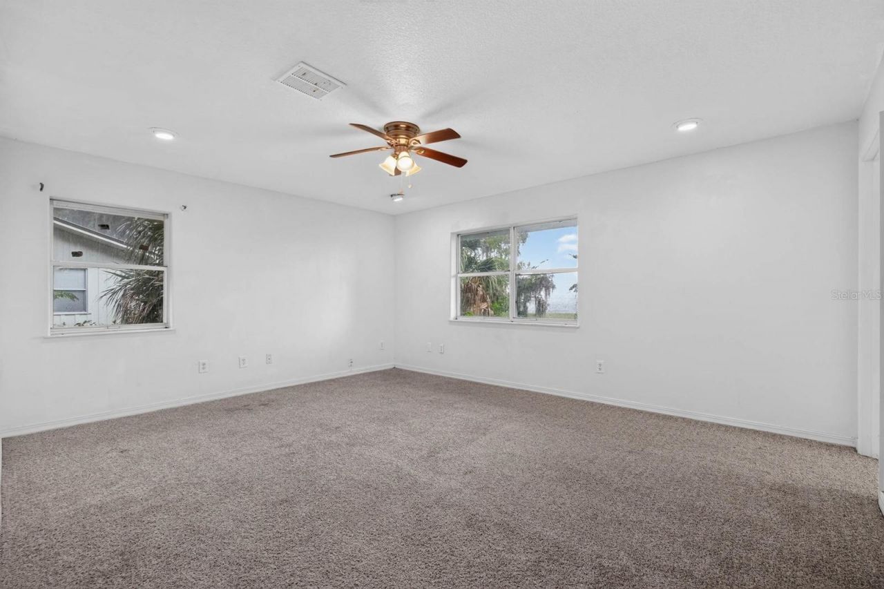 157 W Grandview Drive , East Palatka, FL 32131 Photo