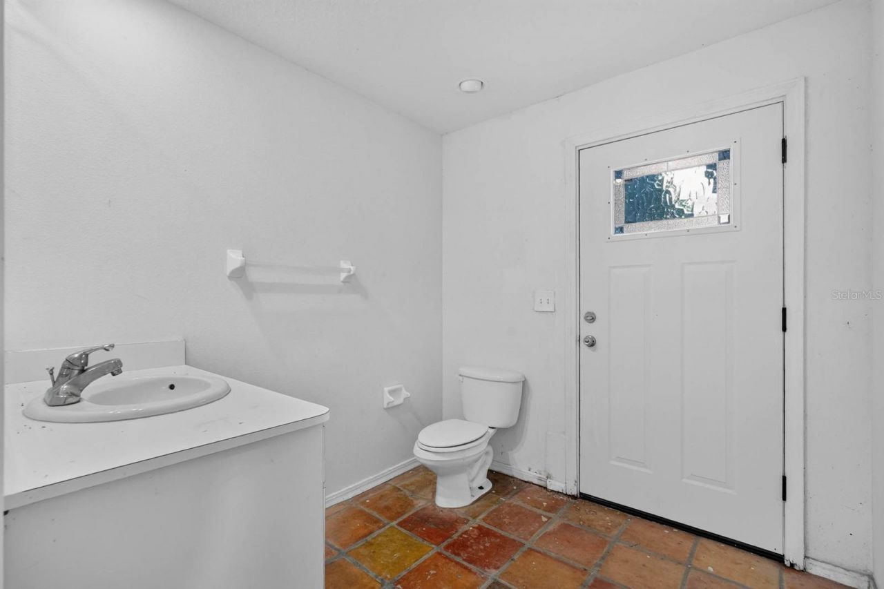 157 W Grandview Drive , East Palatka, FL 32131 Photo