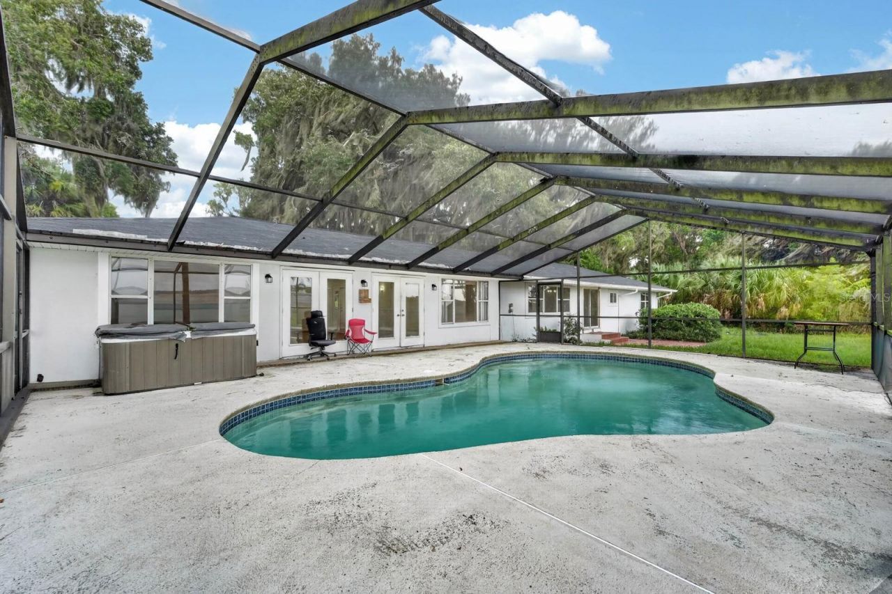157 W Grandview Drive , East Palatka, FL 32131 Photo
