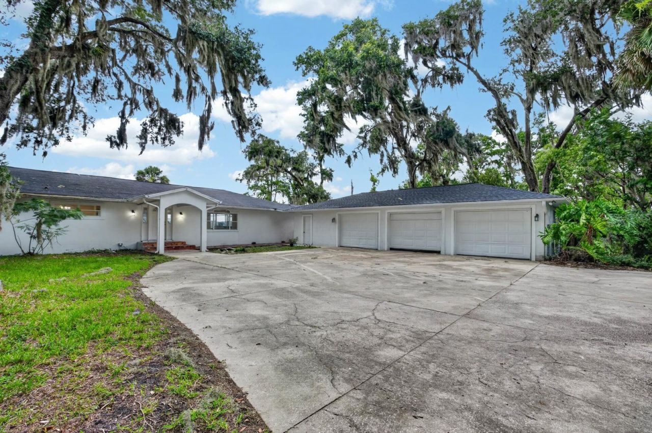 157 W Grandview Drive , East Palatka, FL 32131 Photo