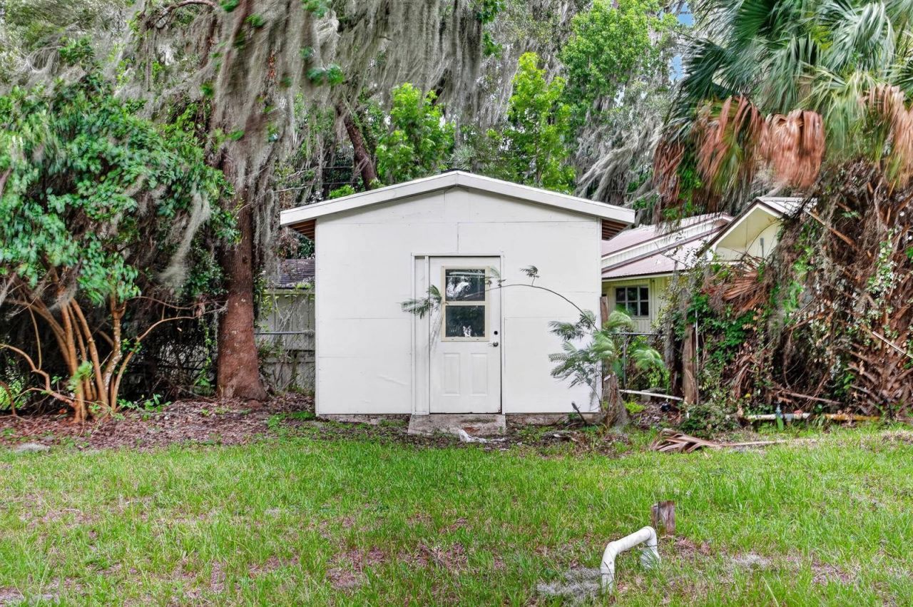 157 W Grandview Drive , East Palatka, FL 32131 Photo