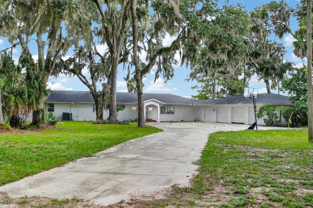 157 W Grandview Drive , East Palatka, FL 32131 Photo