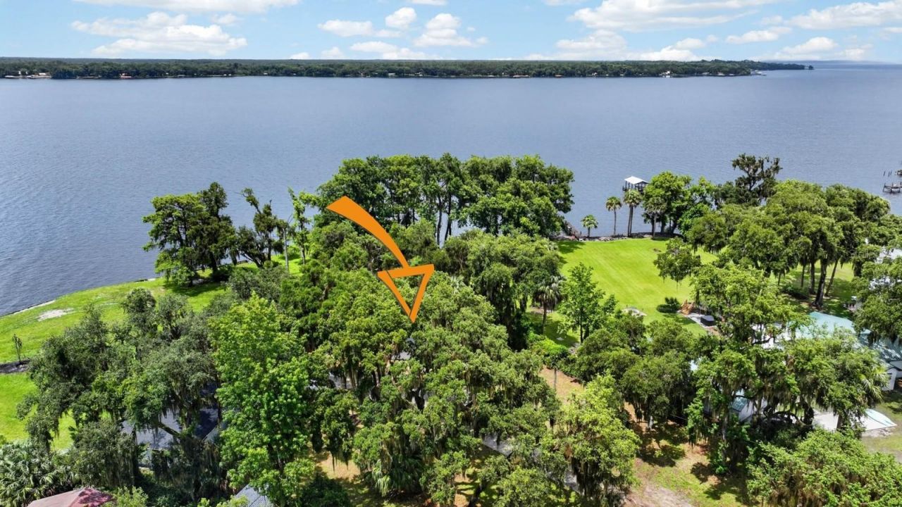 157 W Grandview Drive , East Palatka, FL 32131 Photo