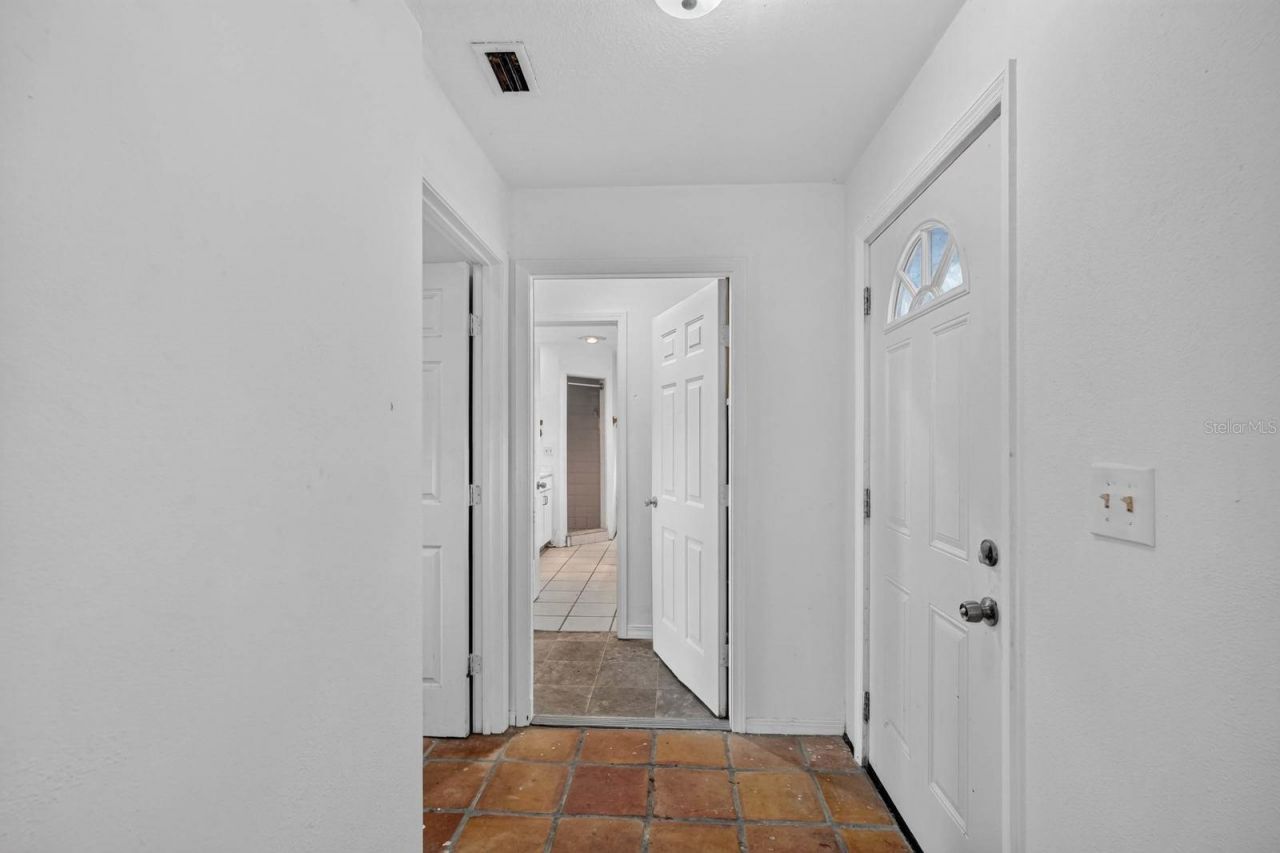 157 W Grandview Drive , East Palatka, FL 32131 Photo