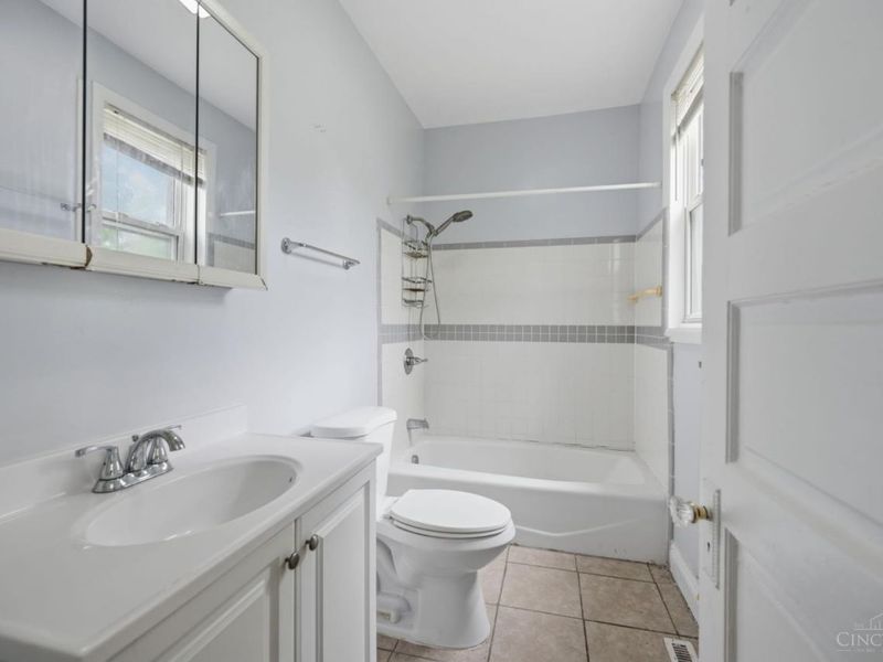 3935 Lovell Avenue, Cheviot, OH 45211 Photo 20