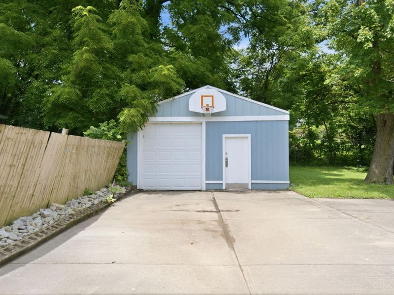 3935 Lovell Avenue, Cheviot, OH 45211 Photo 25