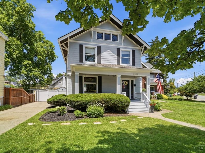 2806 Madison Road, Cincinnati, OH 45209 Photo 2