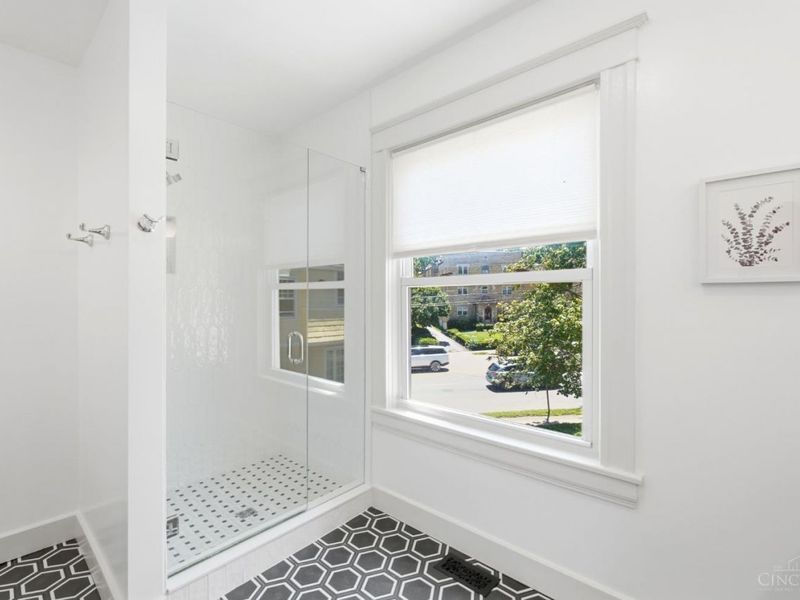 2806 Madison Road, Cincinnati, OH 45209 Photo 23