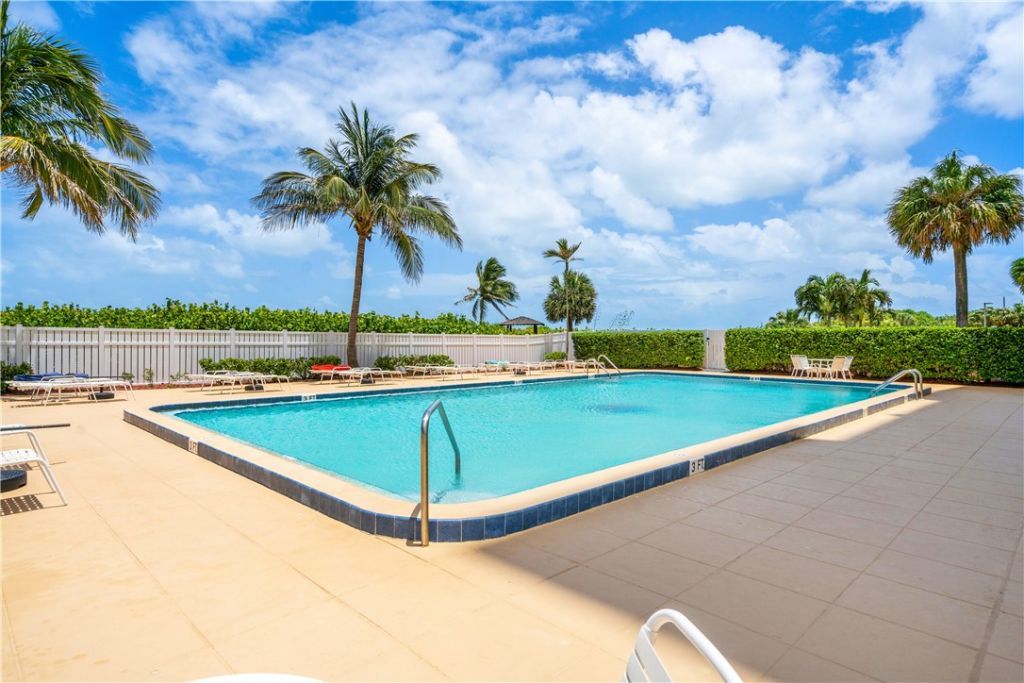 3200 N Highway A1a, Unit 1105, Fort Pierce, FL 34949 Photo