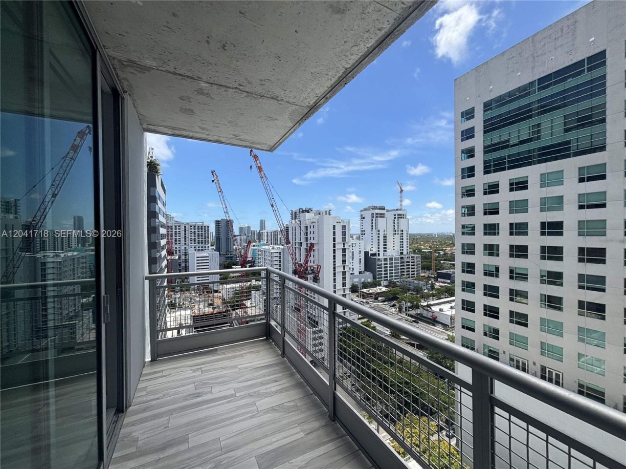 690 SW 1st Ct, Unit 2124, Miami, FL 33130 Photo
