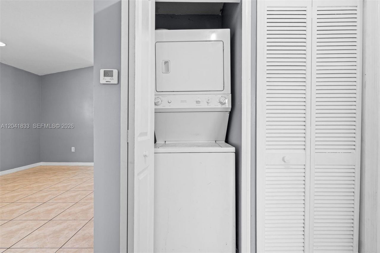 1261 SE 27th St , Unit 201, Homestead, FL 33035 Photo