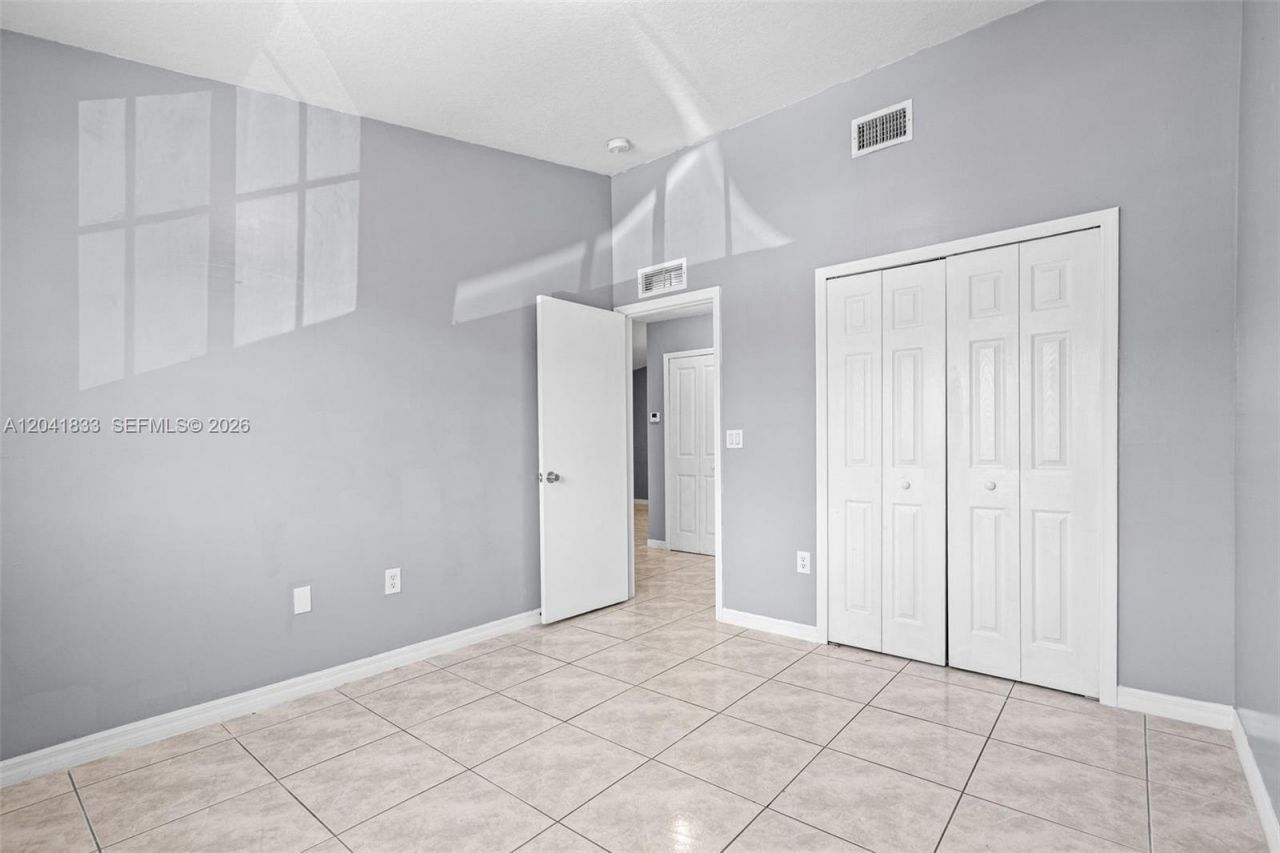 1261 SE 27th St , Unit 201, Homestead, FL 33035 Photo