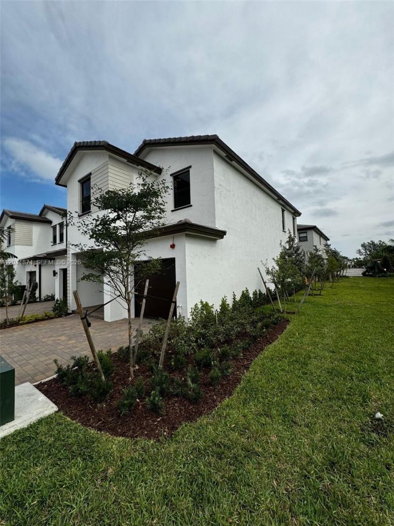 285 SW 159th Ln , Pembroke Pines, FL 33027 Photo