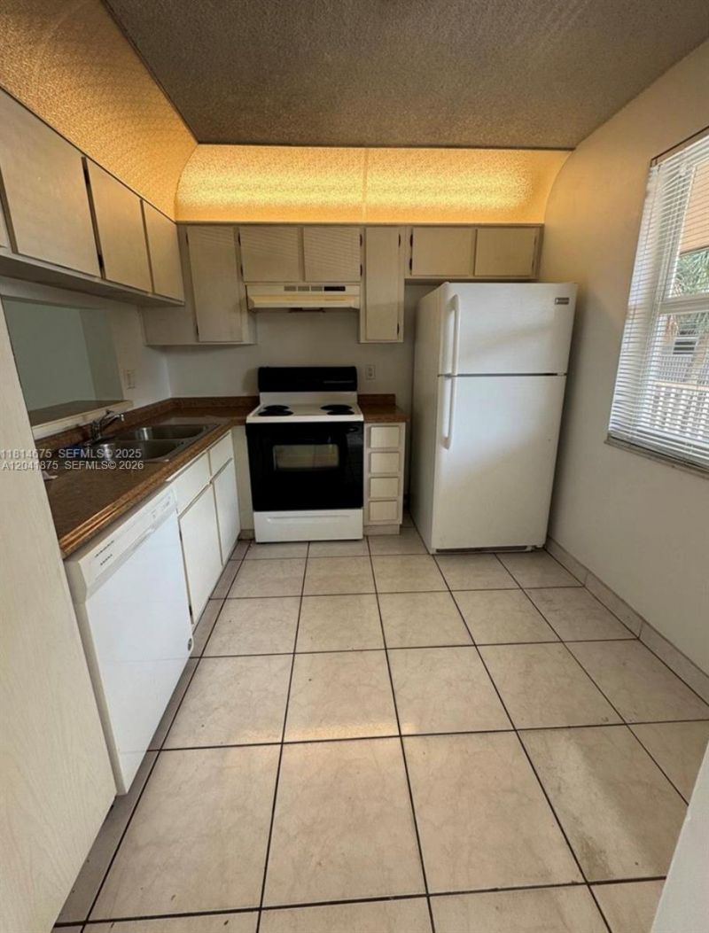 8750 Royal Palm Blvd , Unit 209, Coral Springs, FL 33065 Photo