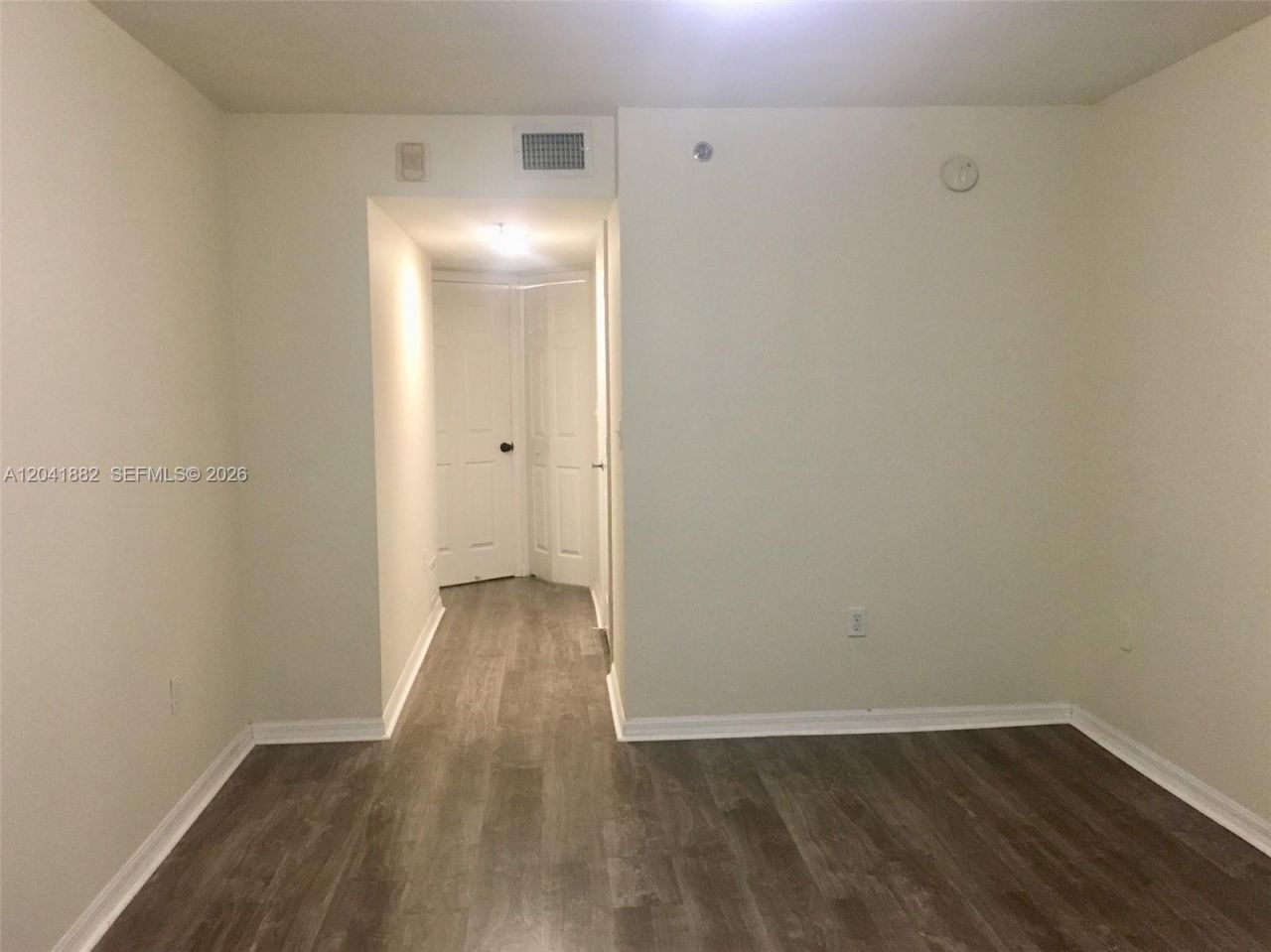 2475 NW 16th Street Rd , Unit 418, Miami, FL 33125 Photo