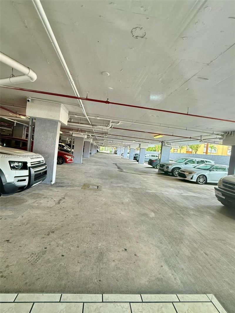 2475 NW 16th Street Rd , Unit 418, Miami, FL 33125 Photo