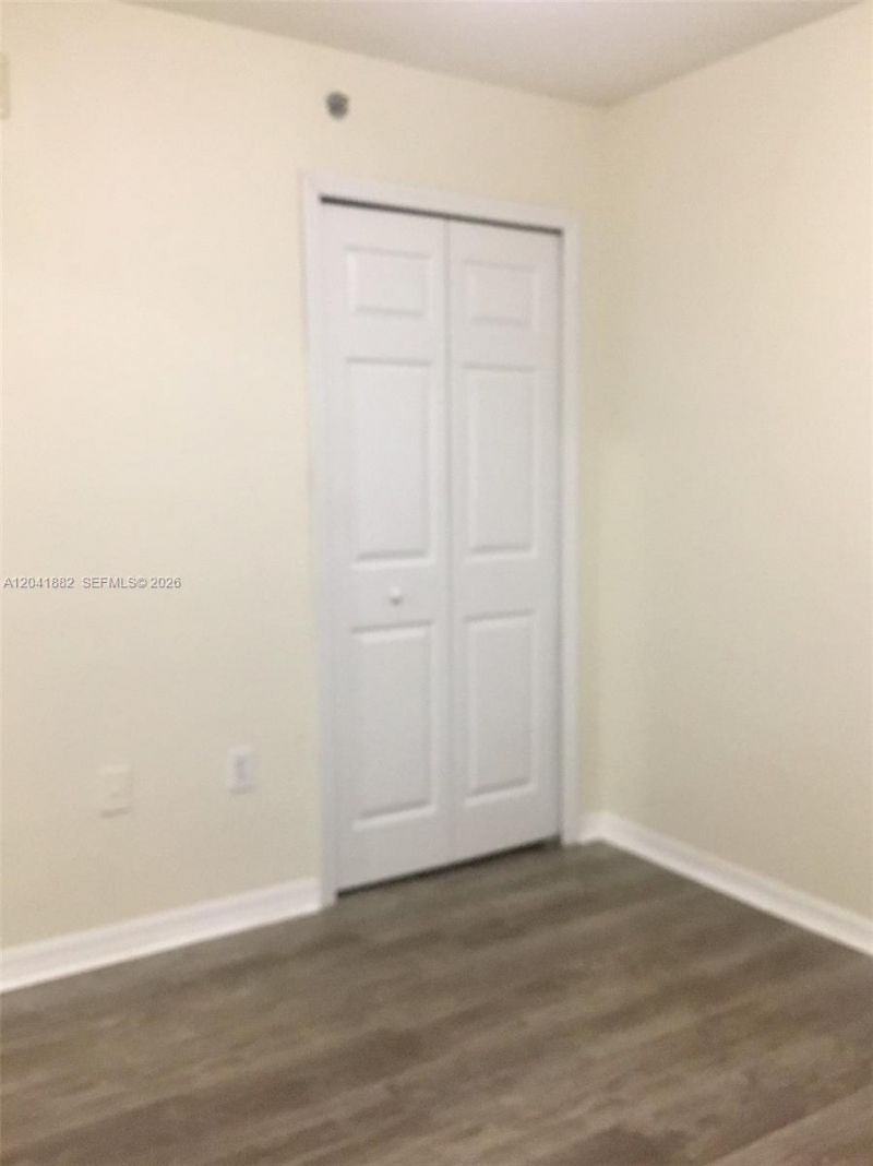 2475 NW 16th Street Rd , Unit 418, Miami, FL 33125 Photo