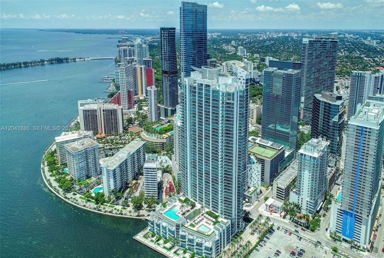 1331 Brickell Bay Dr , Unit 2909, Miami, FL 33131 Photo