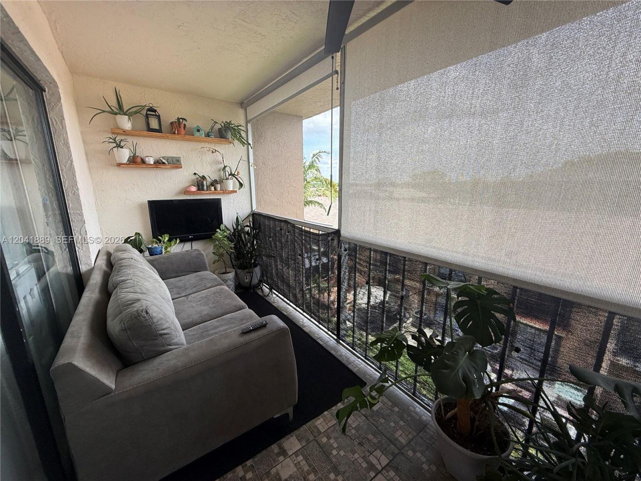 17000 NW 67th Ave , Unit 402, Hialeah, FL 33015 Photo