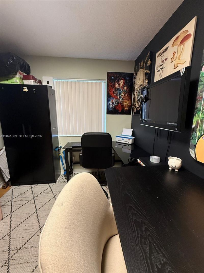17000 NW 67th Ave , Unit 402, Hialeah, FL 33015 Photo