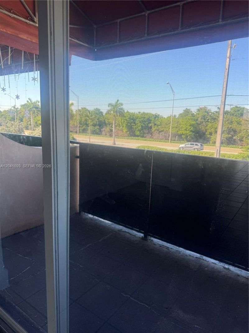 1551 W Okeechobee Rd , Unit 19, Hialeah, FL 33010 Photo