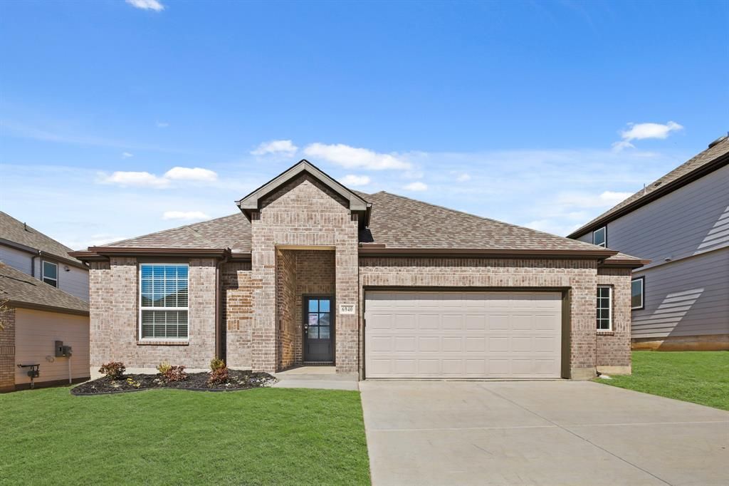 6940 Night Owl Lane, Fort Worth, TX 76036 Main Photo