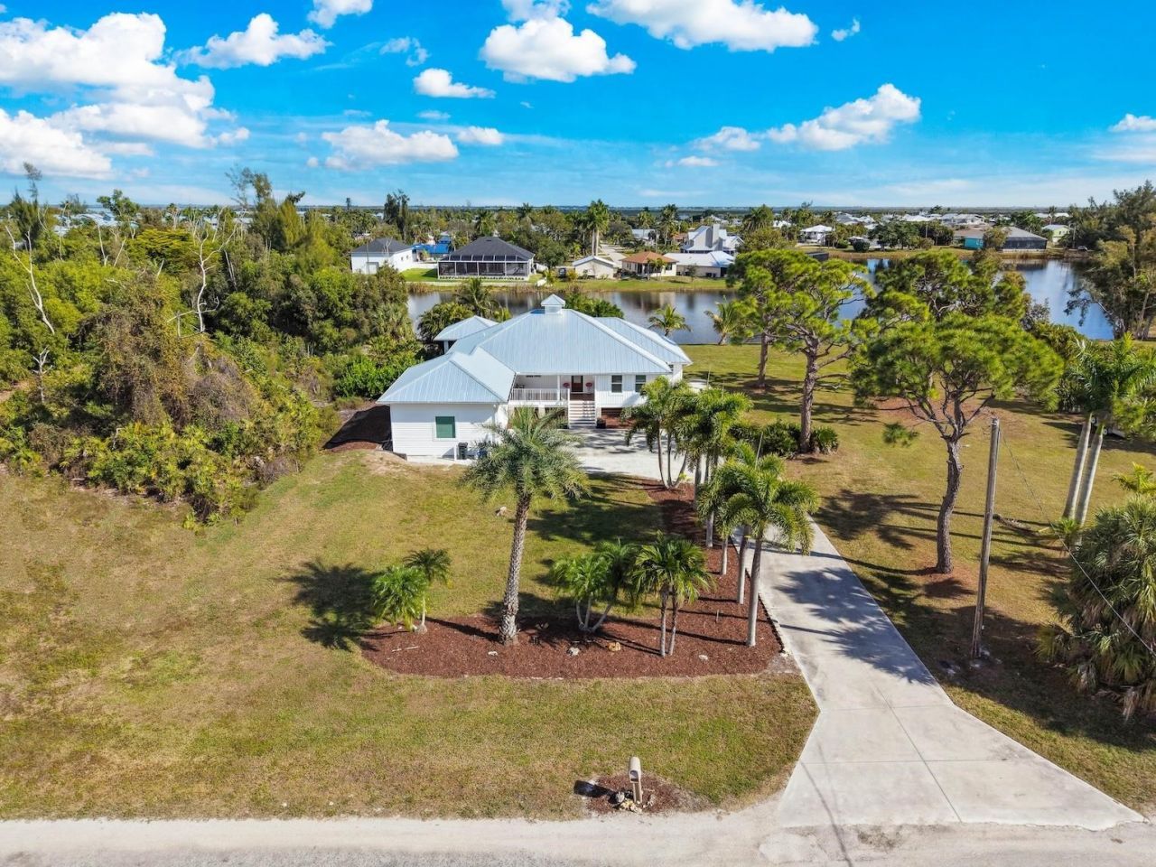 11940 Oakland Dr, Bokeelia, FL 33922 Photo