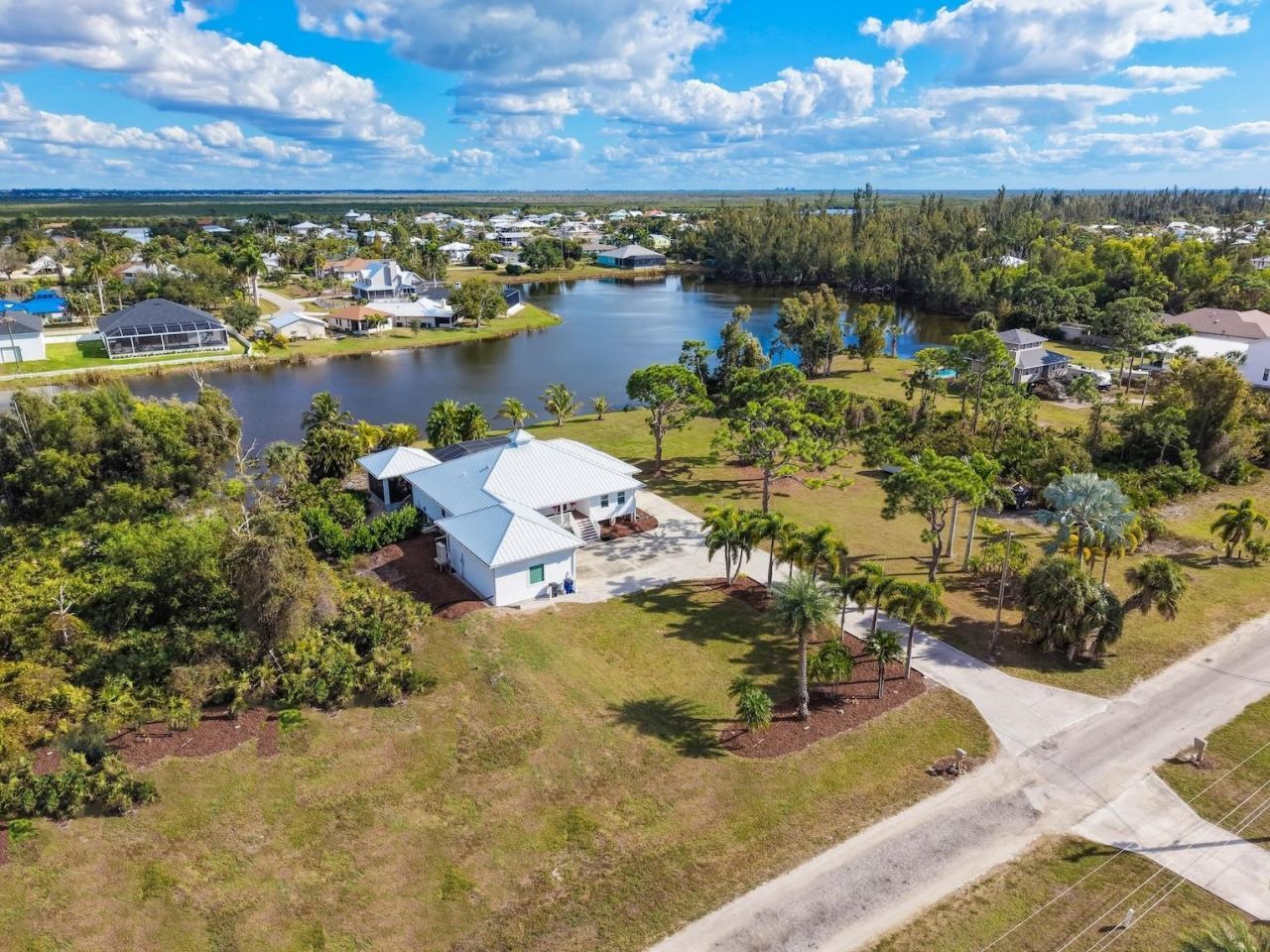11940 Oakland Dr, Bokeelia, FL 33922 Photo