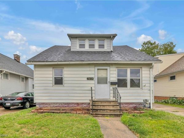 7614 Spring Garden Road , Parma, OH 44129