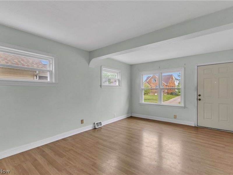 7614 Spring Garden Road, Parma, OH 44129 Photo 15