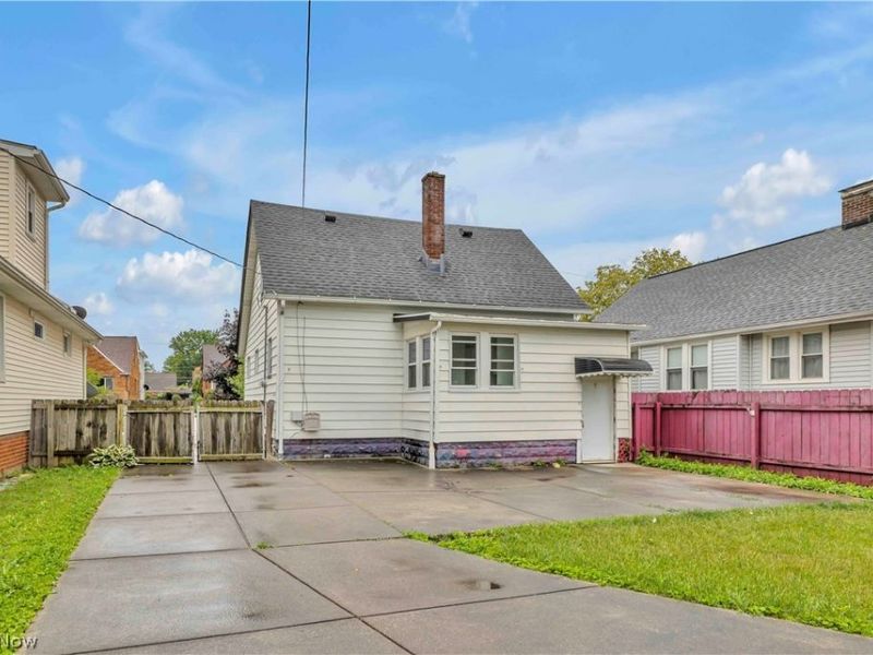 7614 Spring Garden Road, Parma, OH 44129 Photo 31