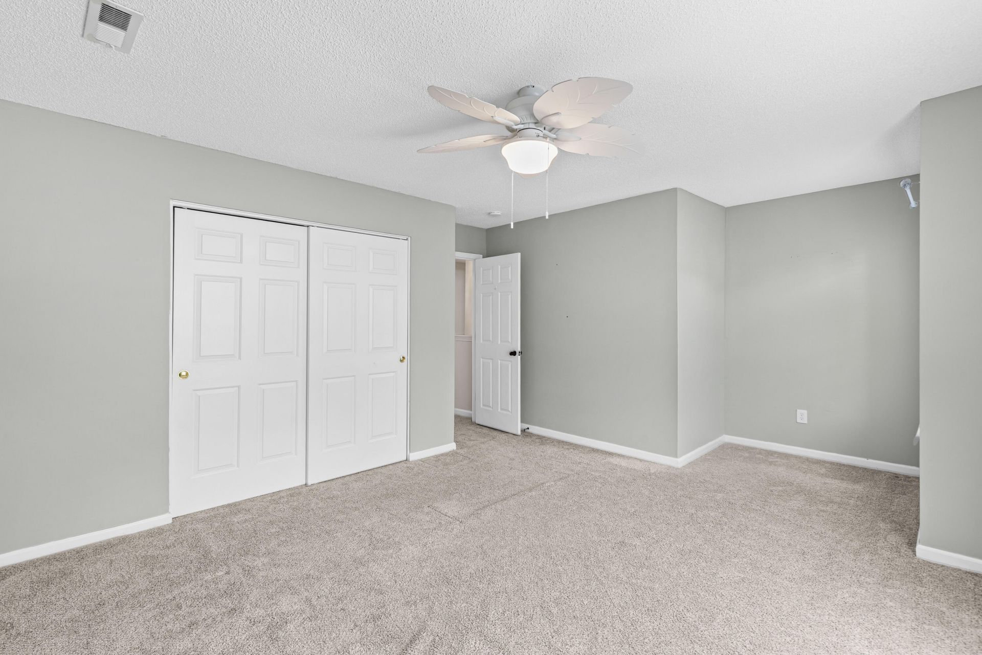 5143 Ballantine Drive Photo 19