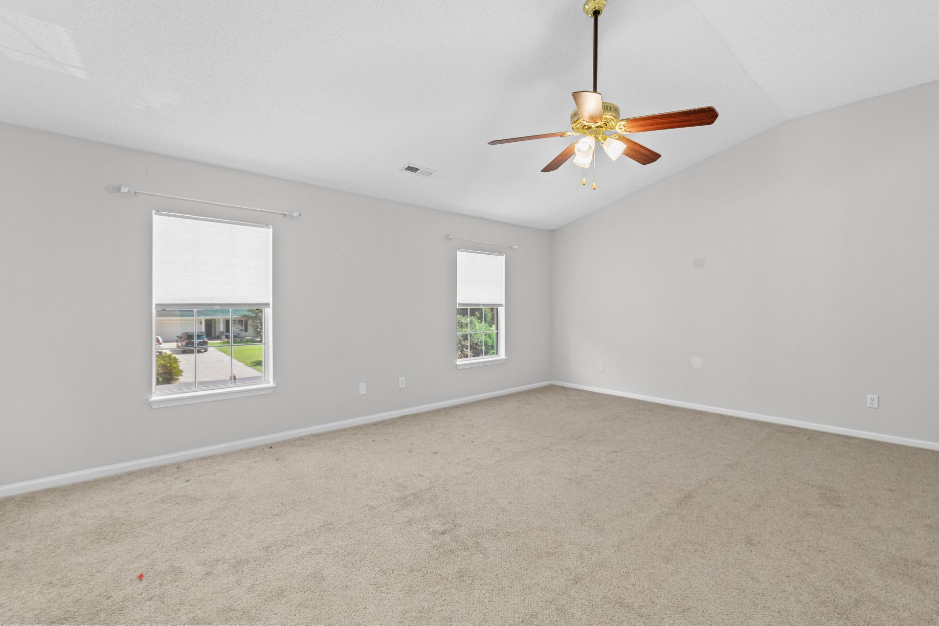 5143 Ballantine Drive Photo 24
