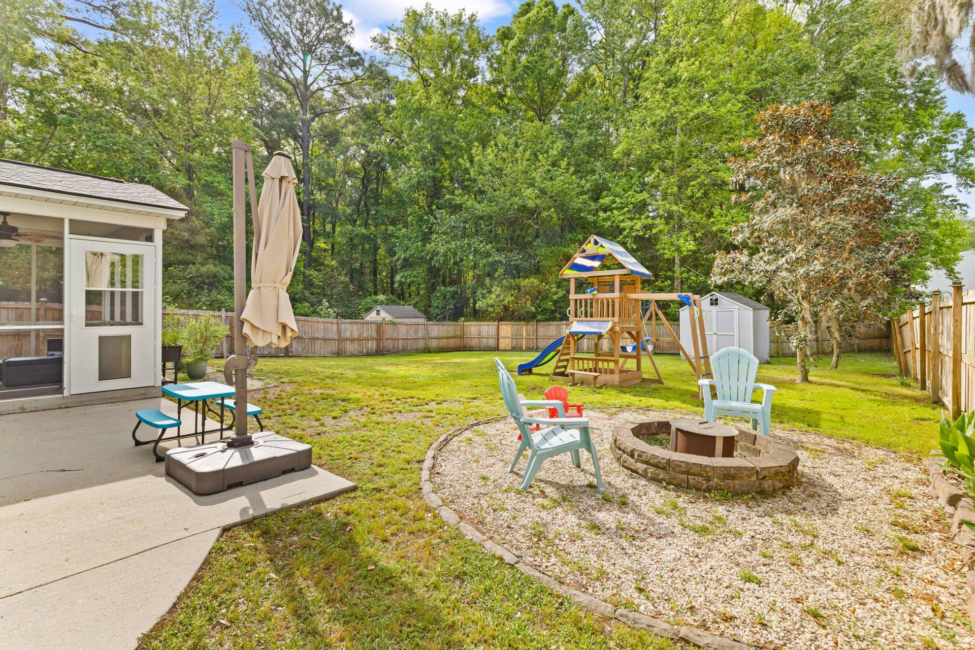 5143 Ballantine Drive Photo 3