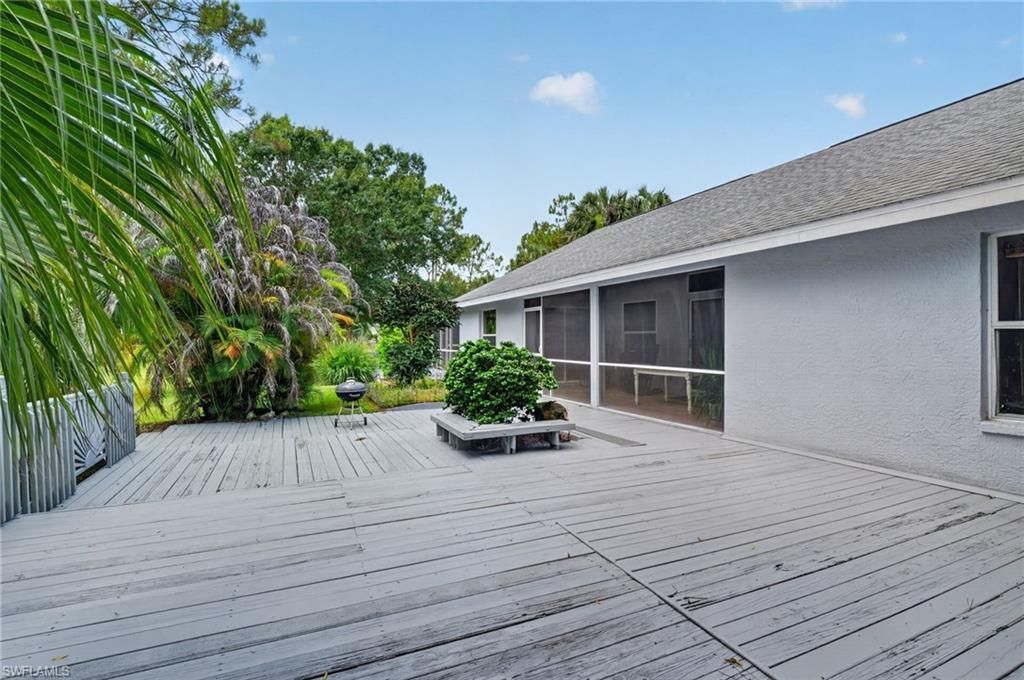 2581 4th Ave Ne, Naples, FL 34120 Photo